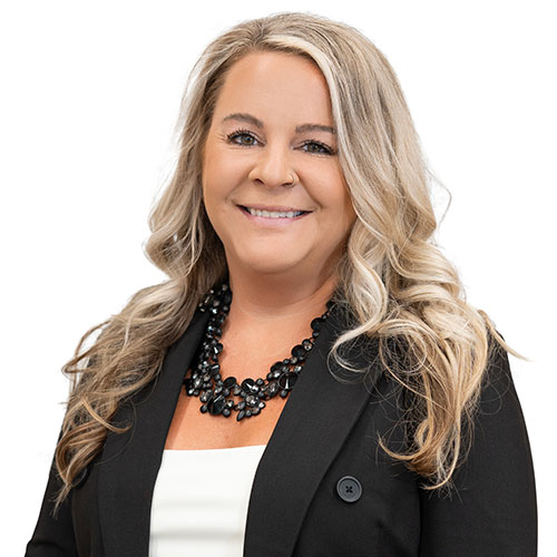 Alison Stoddard | Assistant Listing Coordinator | The Azzam Group | RE/MAX Haven | Cleveland, OH