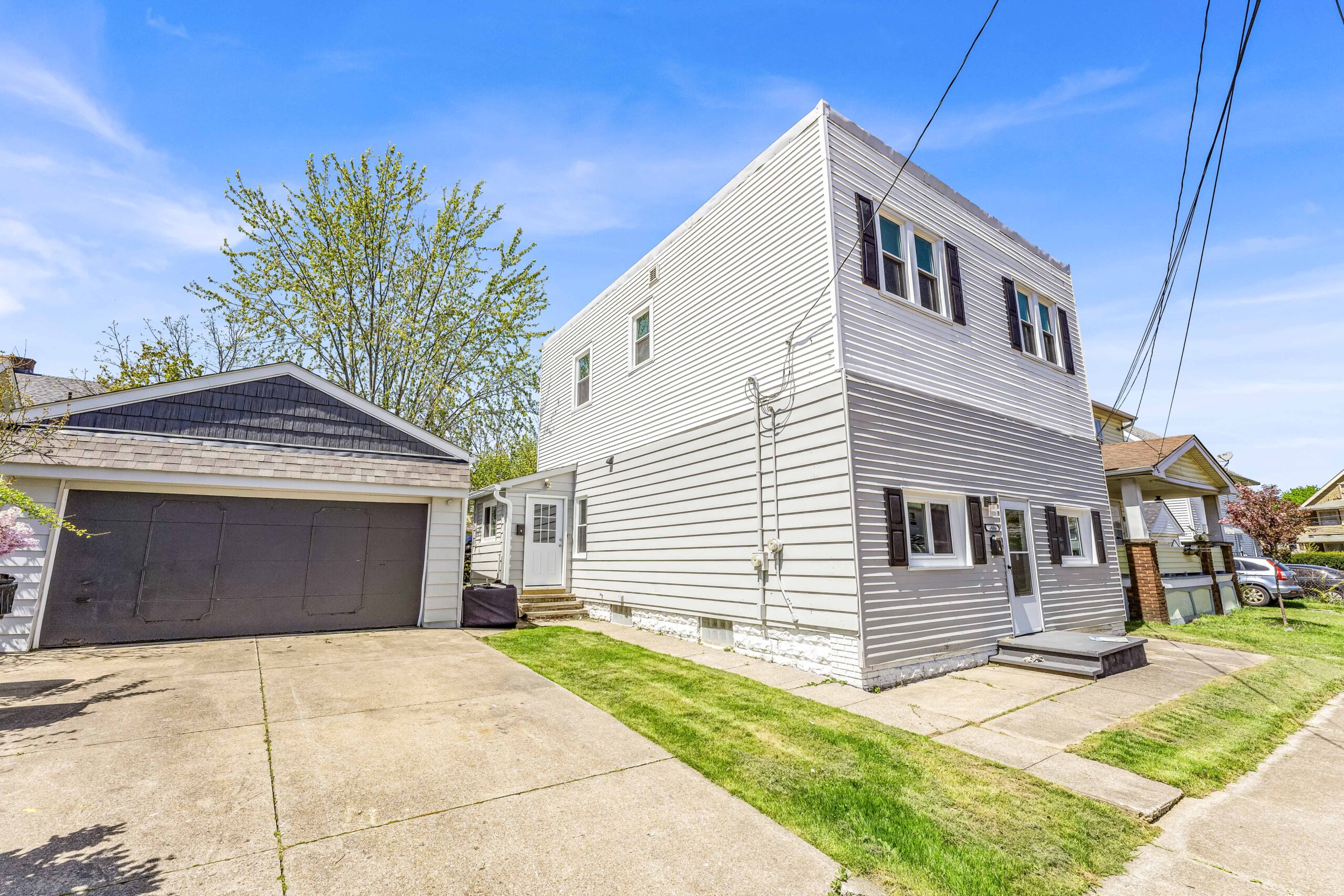 4486 W 42nd St, Maple Heights | Turnkey Property | The Azzam Group | Cleveland, OH